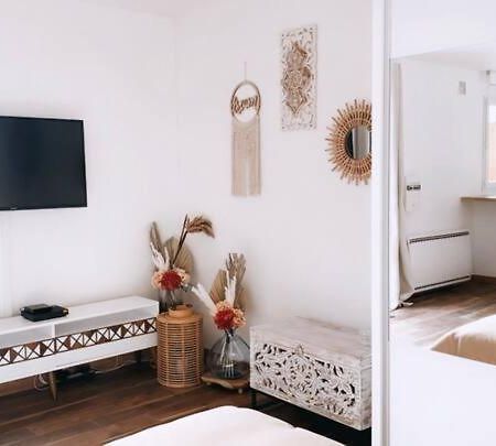 Ferienwohnung Le Magnifique Villeparisis Exterior foto